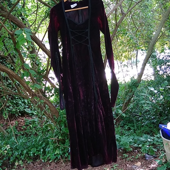 The Black Rose Dresses | The Black Rose Vintage 1990 Velvet Goth Dress | Color: Black/Red | Size: Uk Size 12 | Harebrained9's Closet
